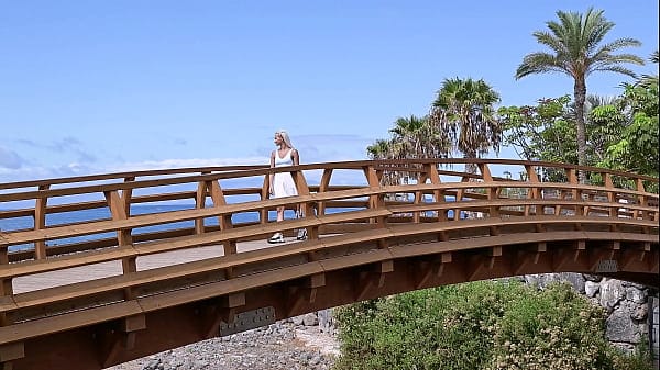 Cum Hungry Veronica Leal Invites Friends Back For DP Threesome GP2869